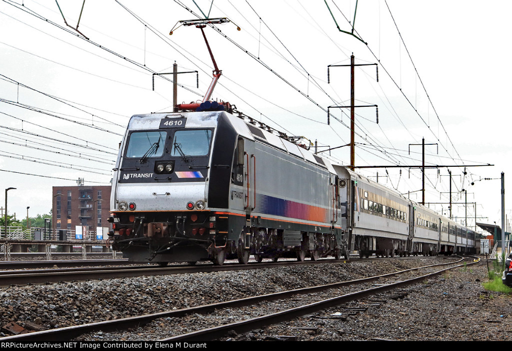 NJT 4610 on train 7816